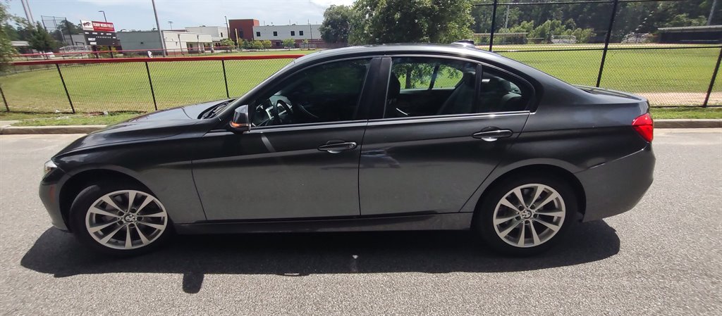 2017 BMW 320i - $12,399