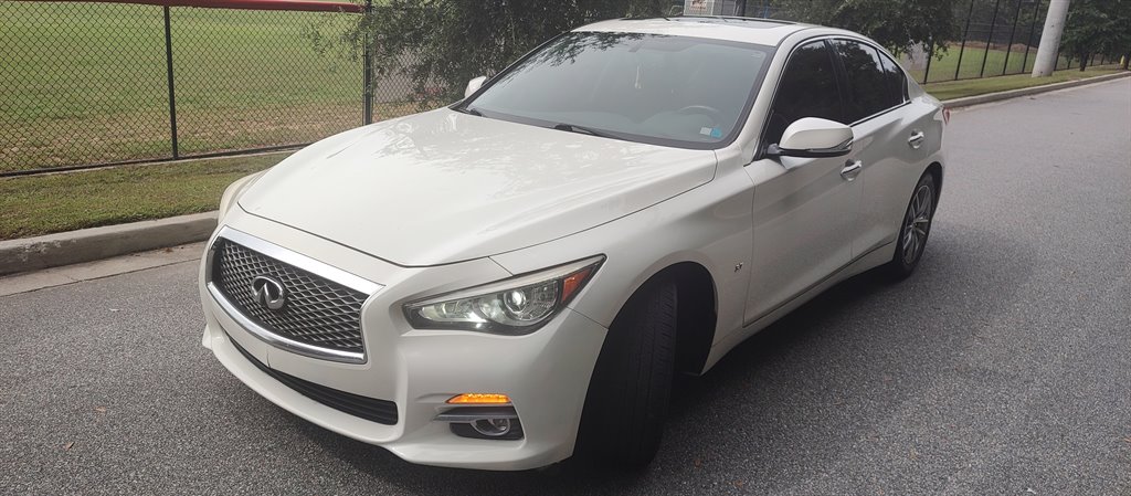 2015 INFINITI Q50 - $11,900