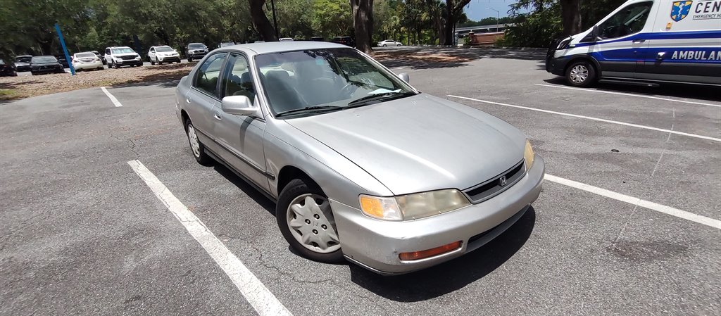 1997 Honda Accord - $4,600