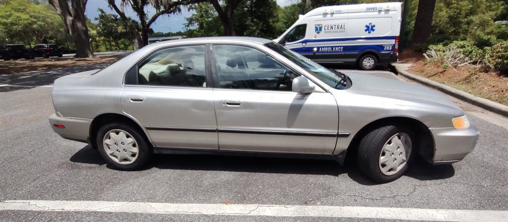 1997 Honda Accord - $4,600