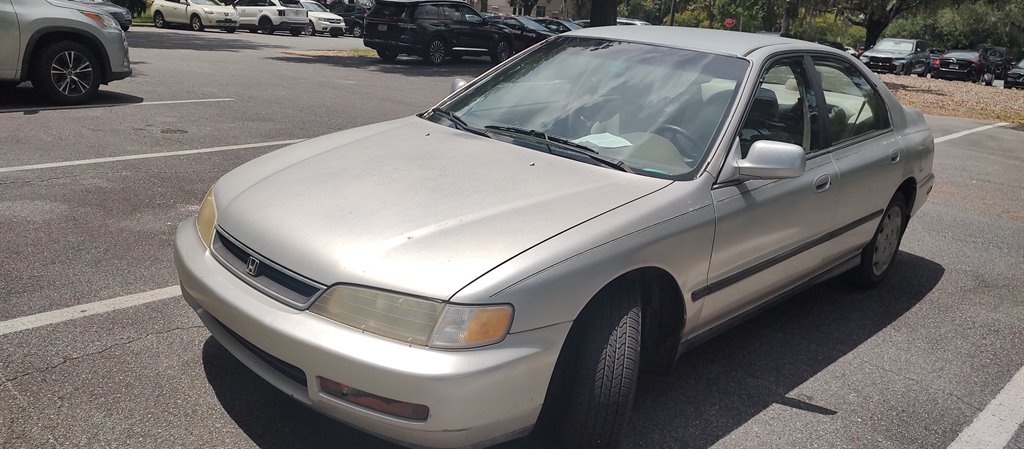 1997 Honda Accord - $4,600
