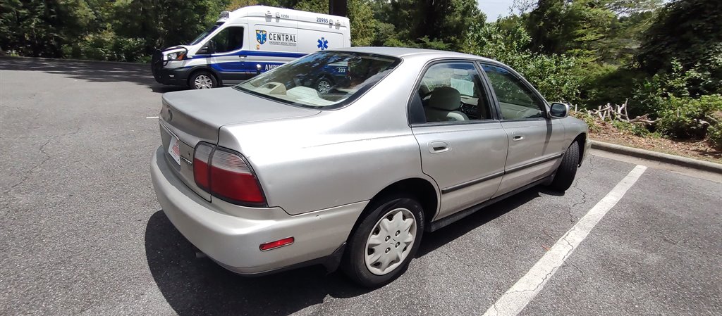 1997 Honda Accord - $4,600