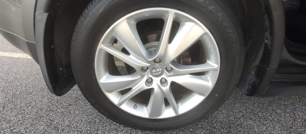 2012 INFINITI FX - $8,599
