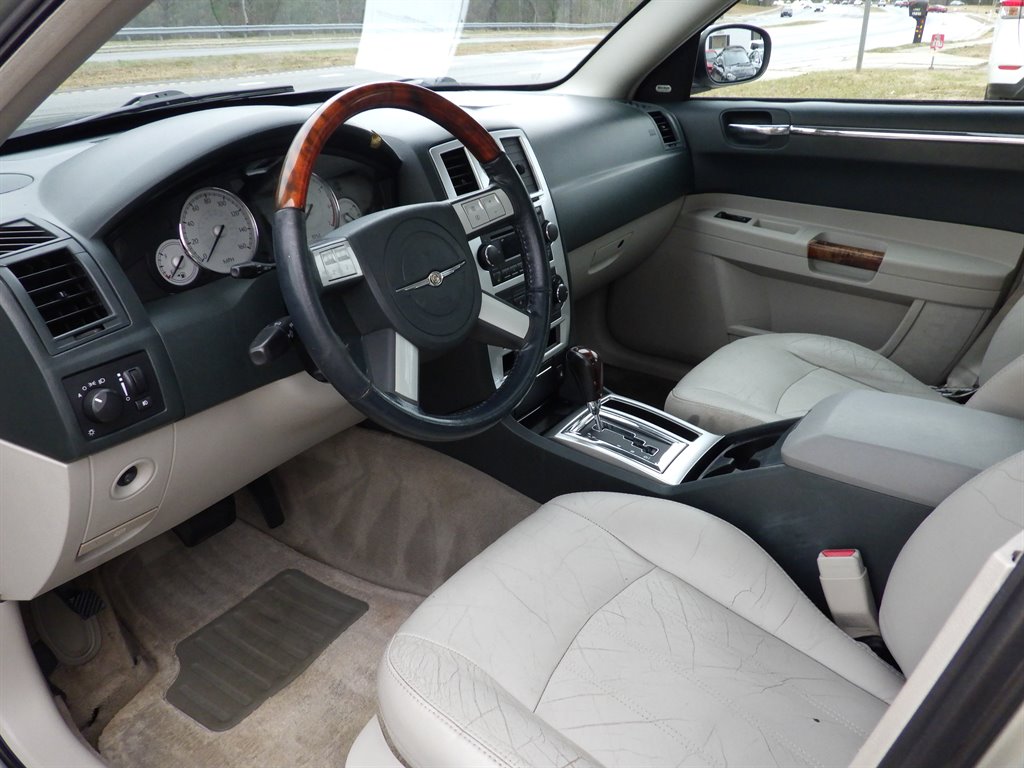 2006 Chrysler 300 C photo