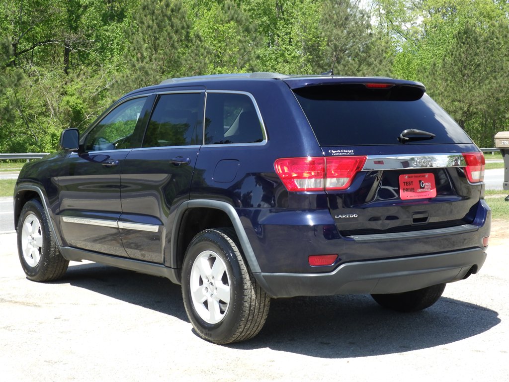 2013 Jeep Grand Cherokee Laredo photo