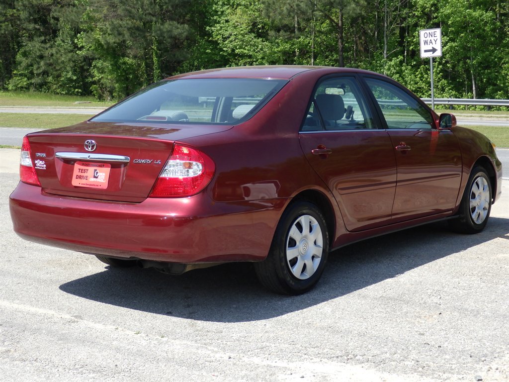 2003 Toyota Camry LE photo