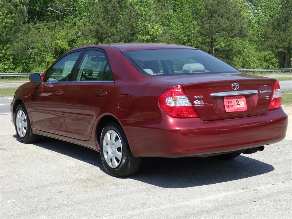 2003 Toyota Camry LE photo