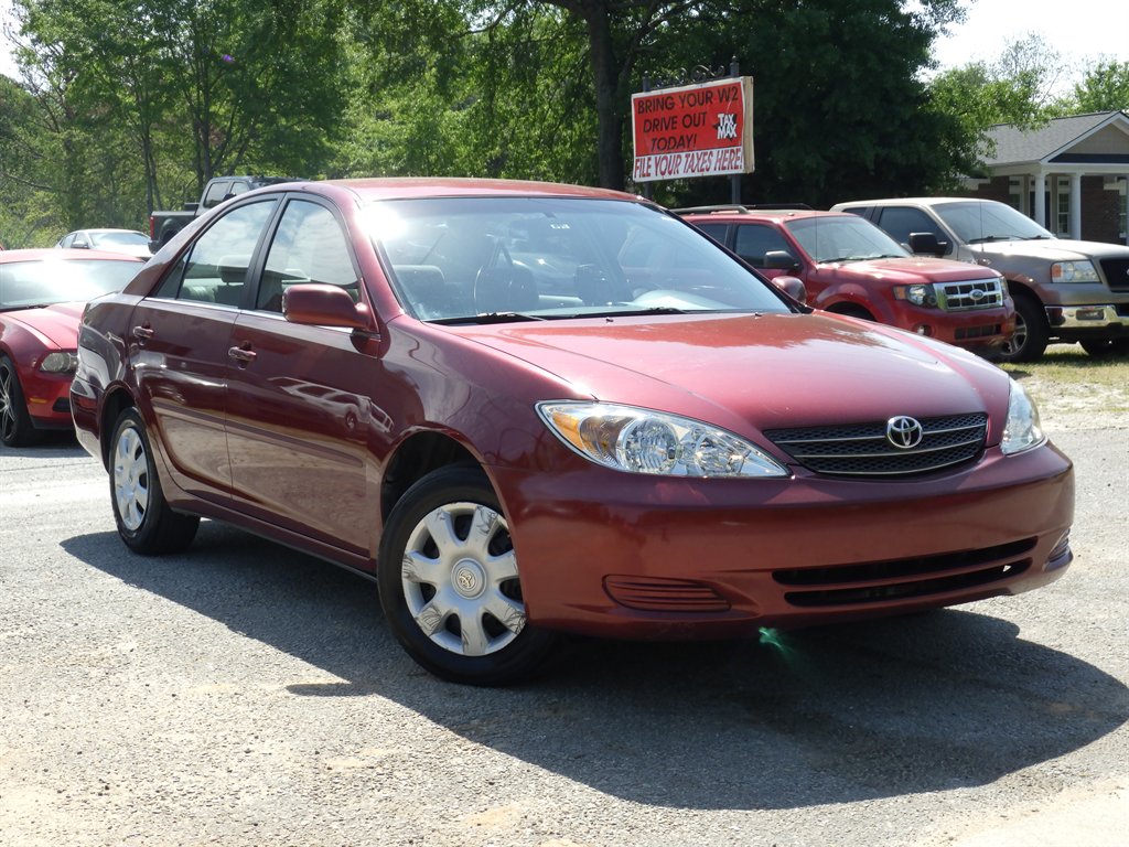2003 Toyota Camry LE photo