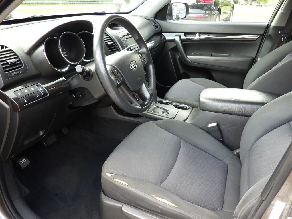 2012 Kia Sorento LX photo