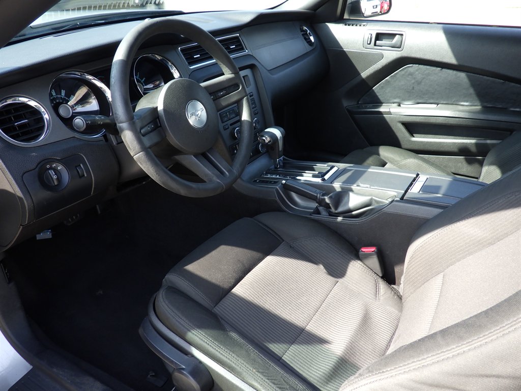 2023 Ford Mustang GT Premium photo 38