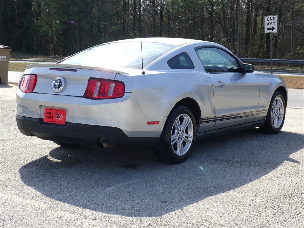 2023 Ford Mustang GT Premium photo 37