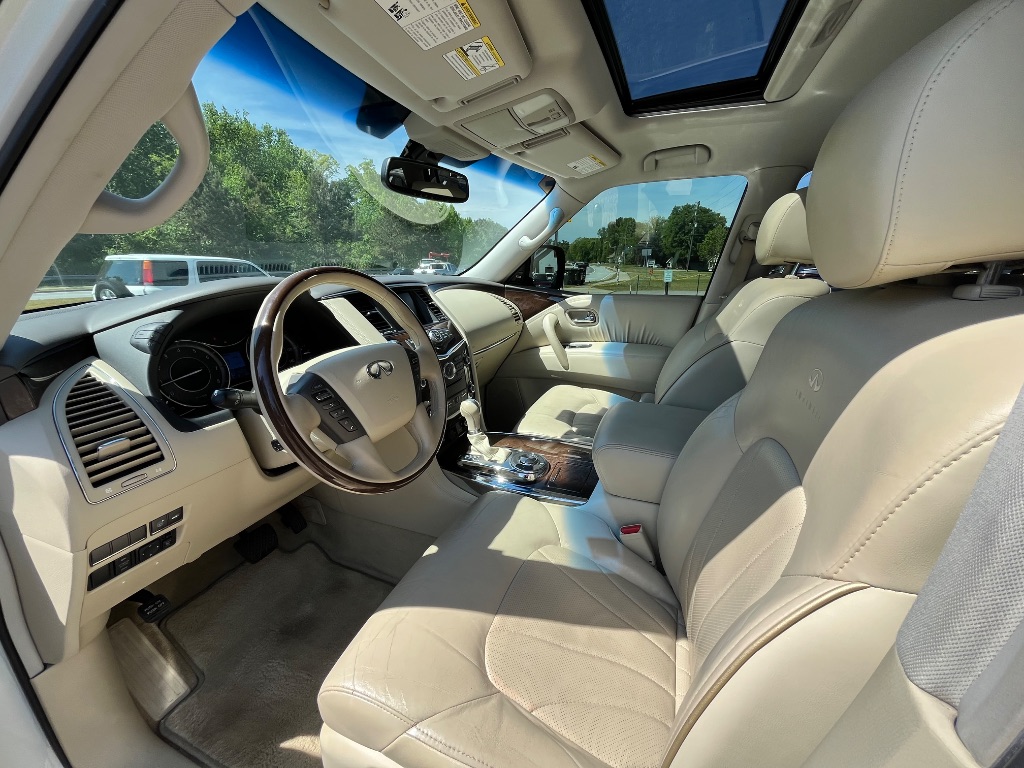 2012 INFINITI Qx56