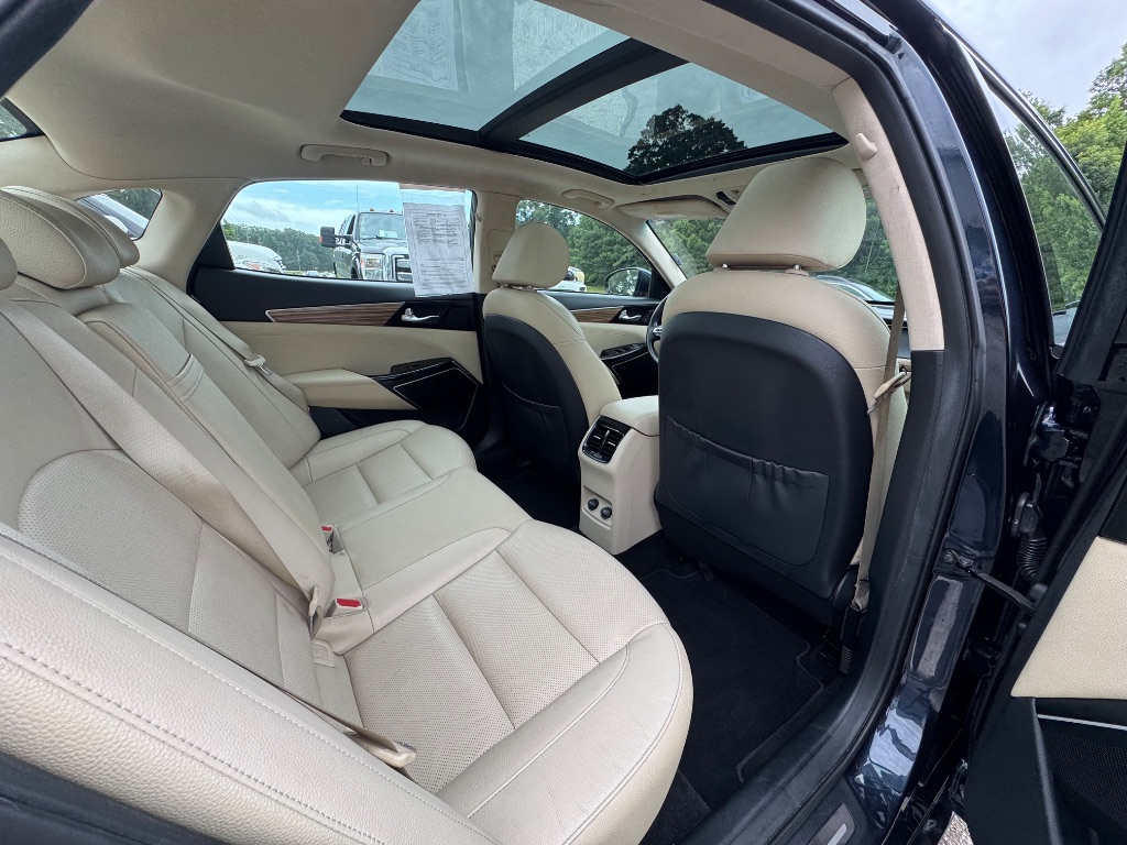 2017 Kia Cadenza