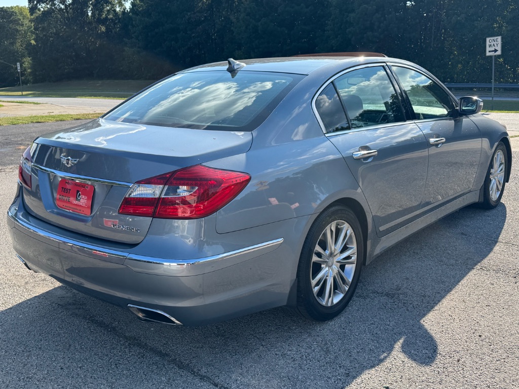 2014 Hyundai Equus