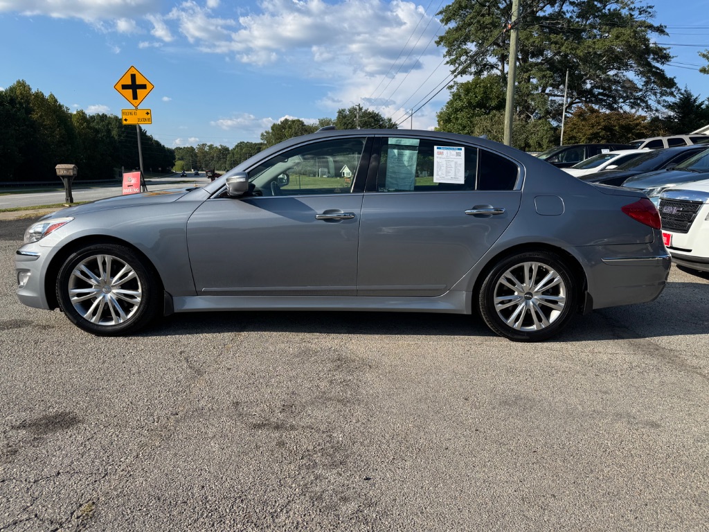 2014 Hyundai Equus