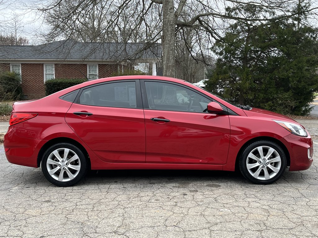 2012 Hyundai Accent