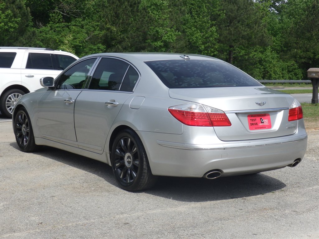 2010 Hyundai Genesis