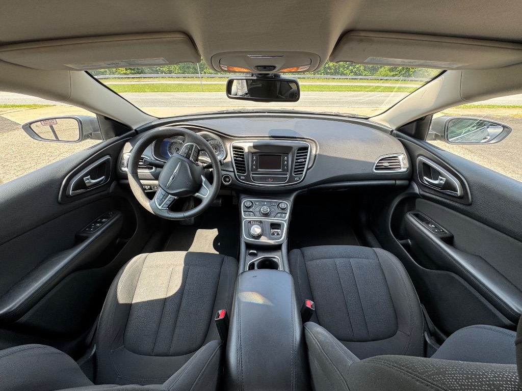 2017 Chrysler 200