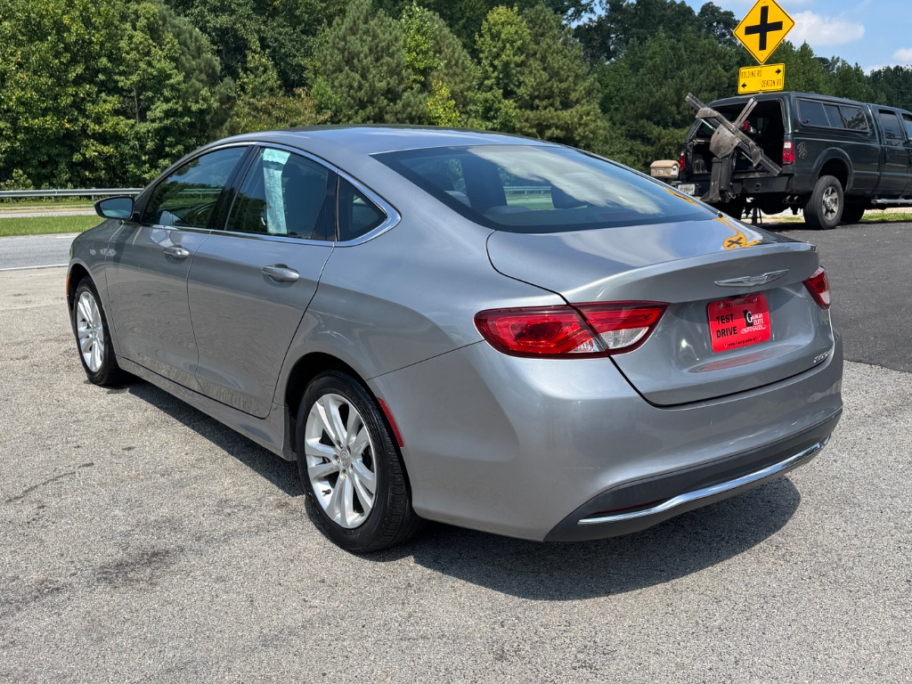 2017 Chrysler 200