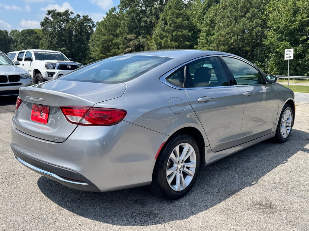 2017 Chrysler 200
