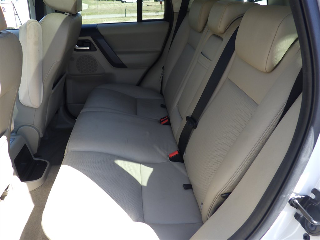 2010 Land Rover LR2