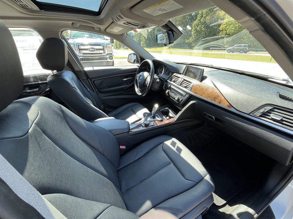 2014 BMW 320i
