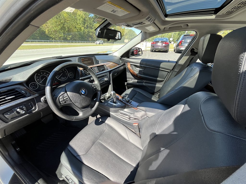 2014 BMW 320i