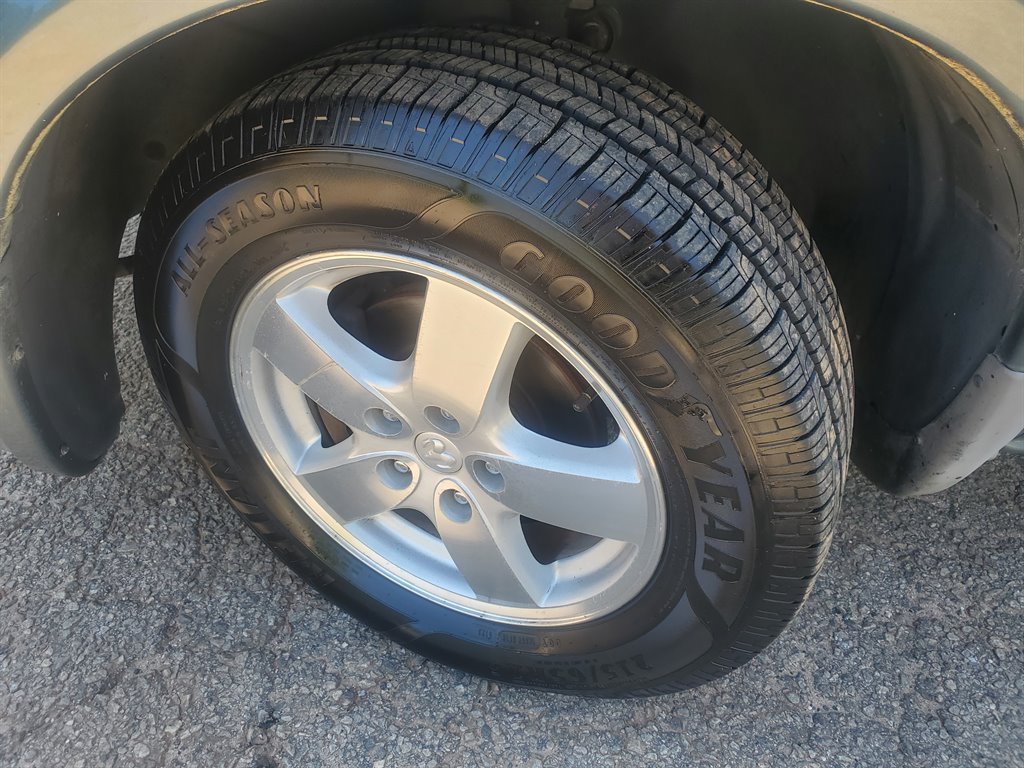 2006 Dodge Grand Caravan SXT photo