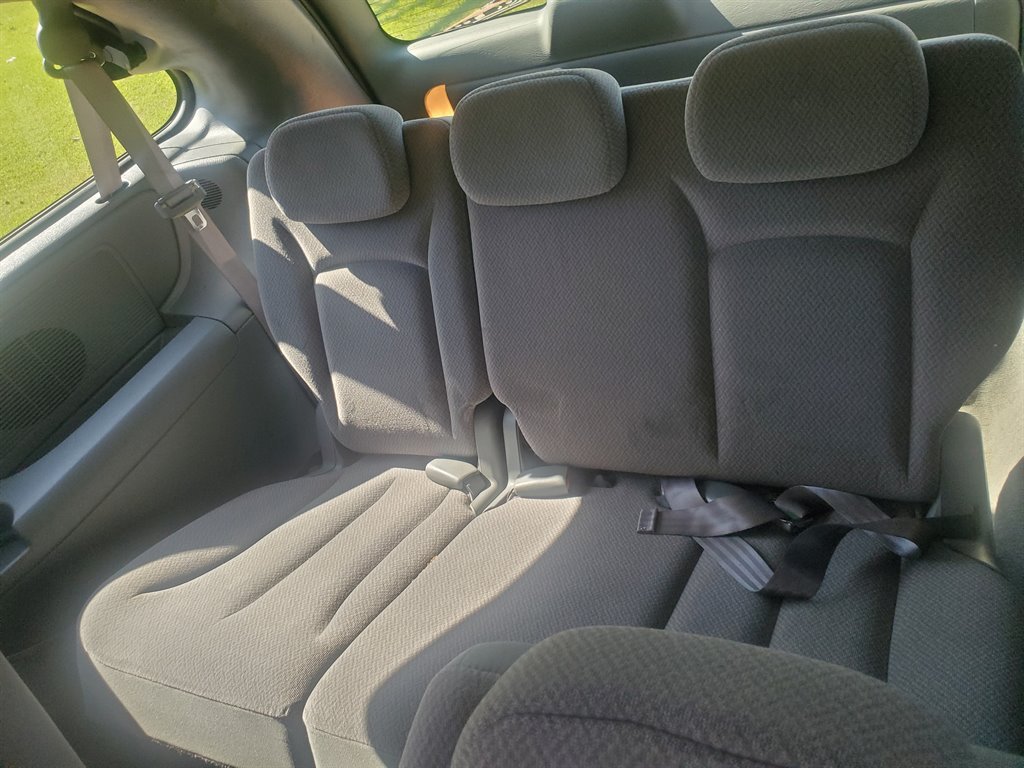 2006 Dodge Grand Caravan SXT photo