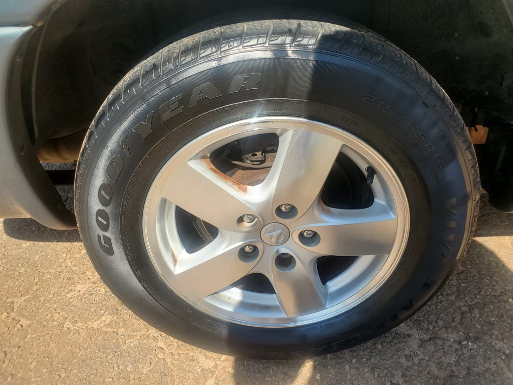2006 Dodge Grand Caravan SXT photo