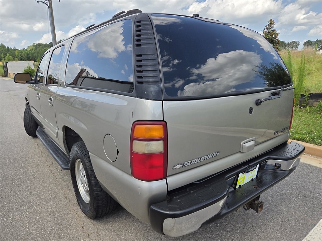 2002 Chevrolet Suburban - $8,539