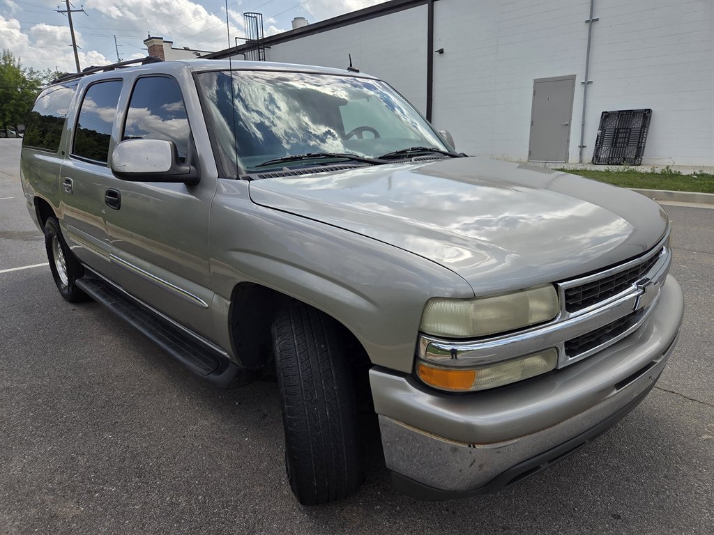 2002 Chevrolet Suburban - $8,539