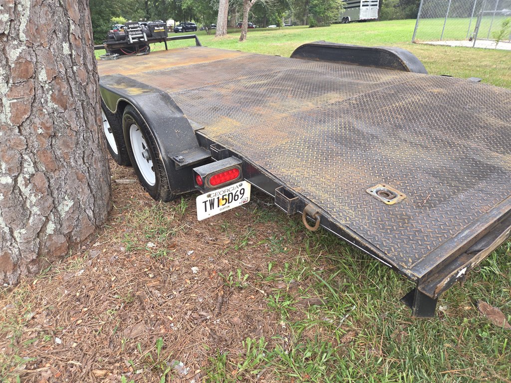 2015 Lone Wolf Trailer Co. Lone Wolf Trailer Co., Inc. - $4,000