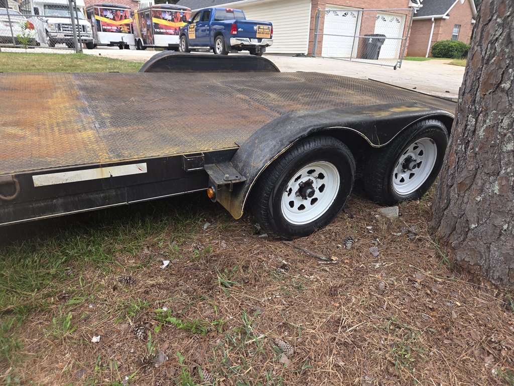 2015 Lone Wolf Trailer Co. Lone Wolf Trailer Co., Inc. - $4,000
