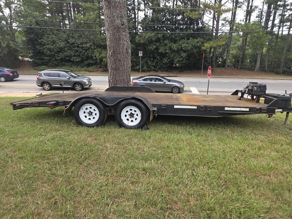 2015 Lone Wolf Trailer Co. Lone Wolf Trailer Co., Inc. - $4,000
