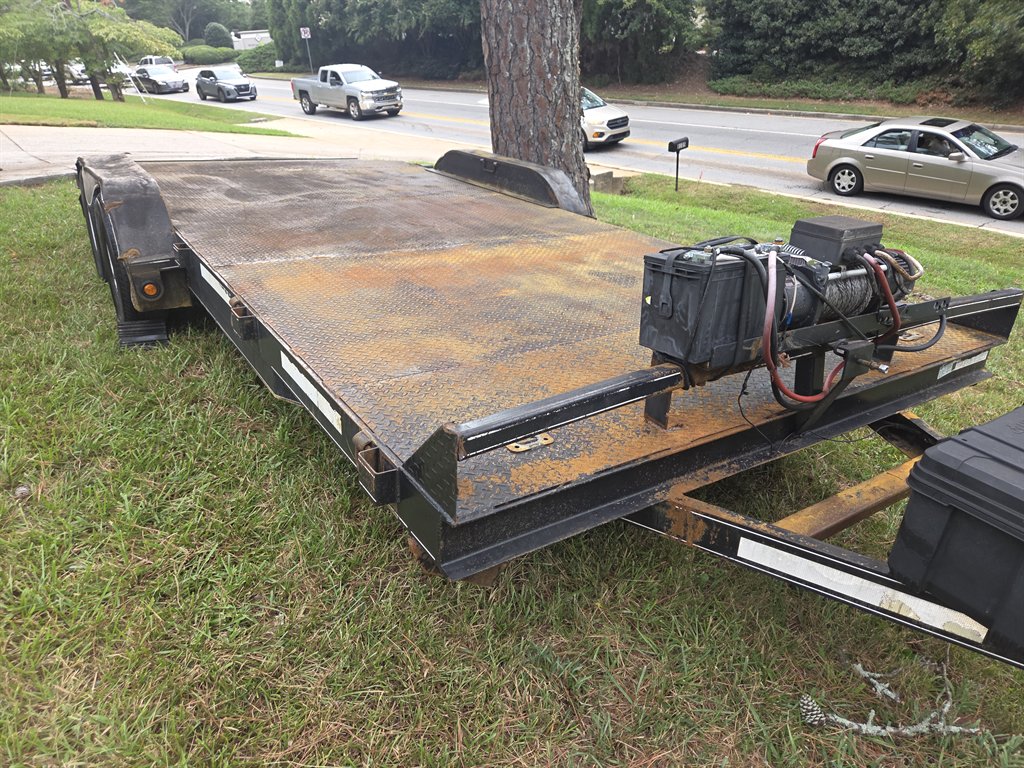 2015 Lone Wolf Trailer Co. Lone Wolf Trailer Co., Inc. - $4,000