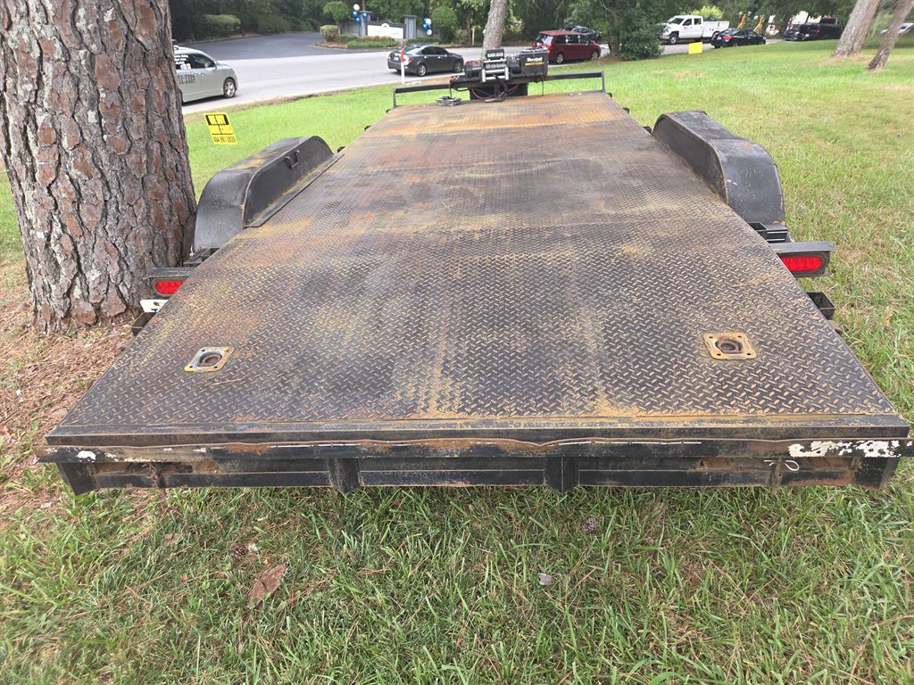 2015 Lone Wolf Trailer Co. Lone Wolf Trailer Co., Inc. - $4,000
