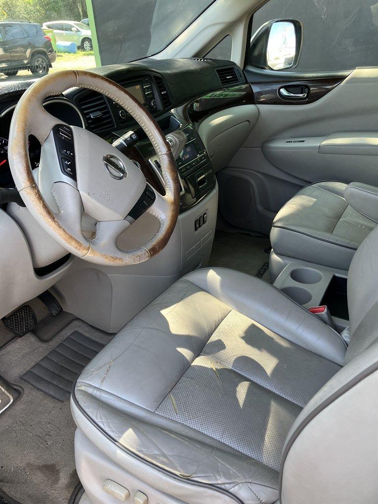 2012 Nissan Quest