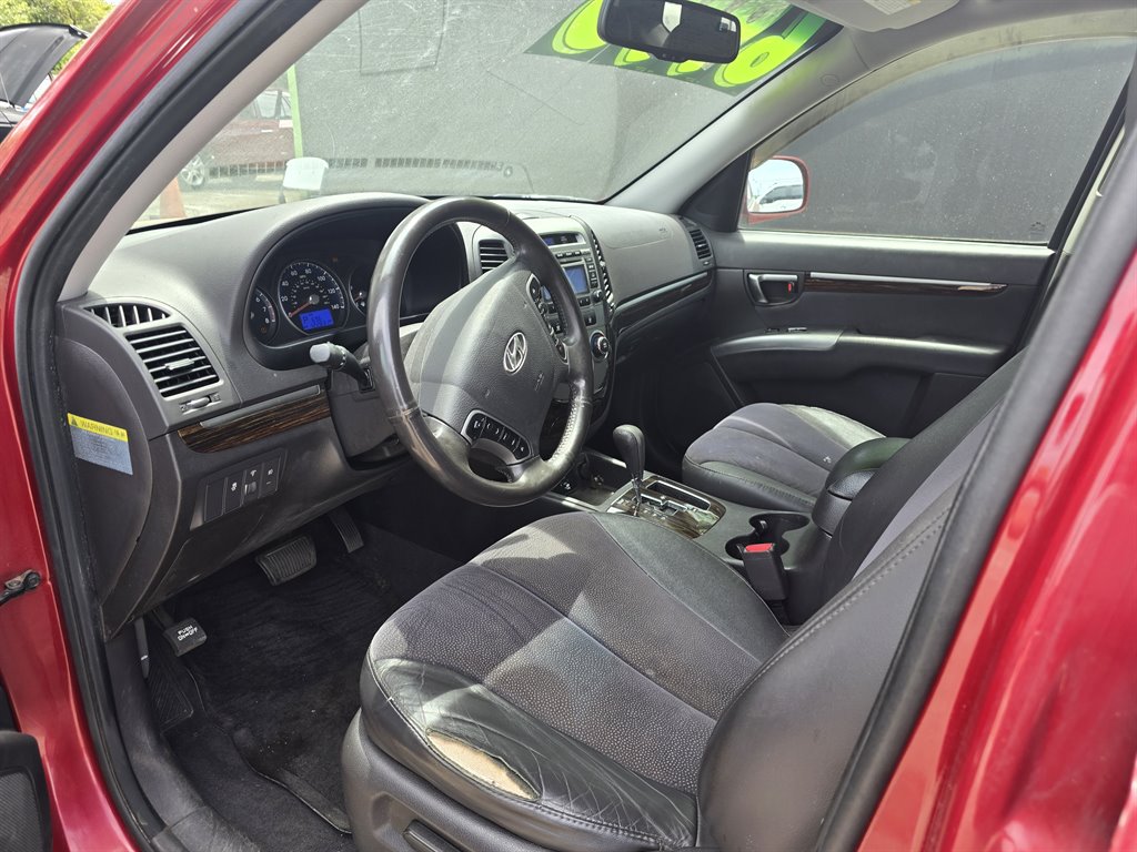 2011 Hyundai Santa Fe SE photo