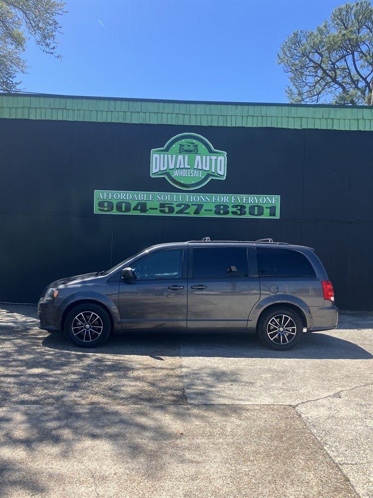 2018 Dodge Grand Caravan - $7,995