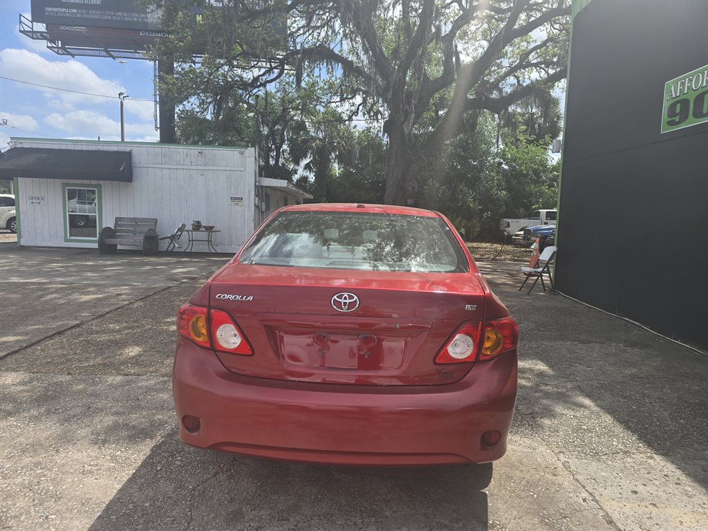 2010 Toyota Corolla photo