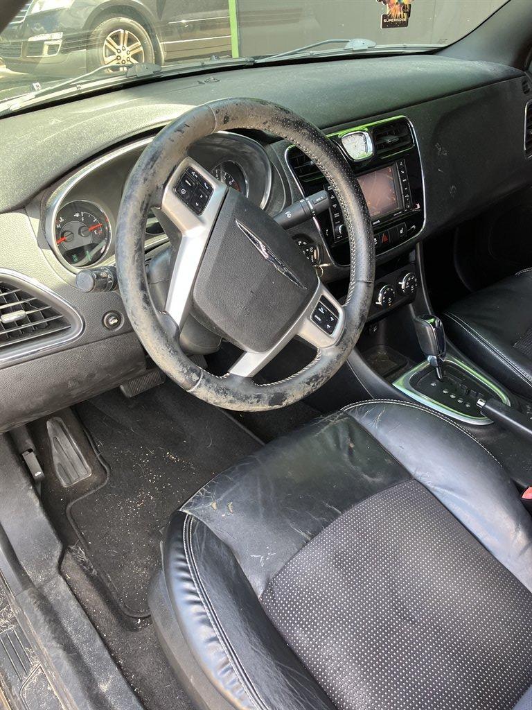 2011 Chrysler 200 - $6,995
