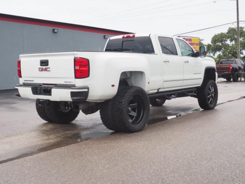 2017 GMC Sierra 3500HD