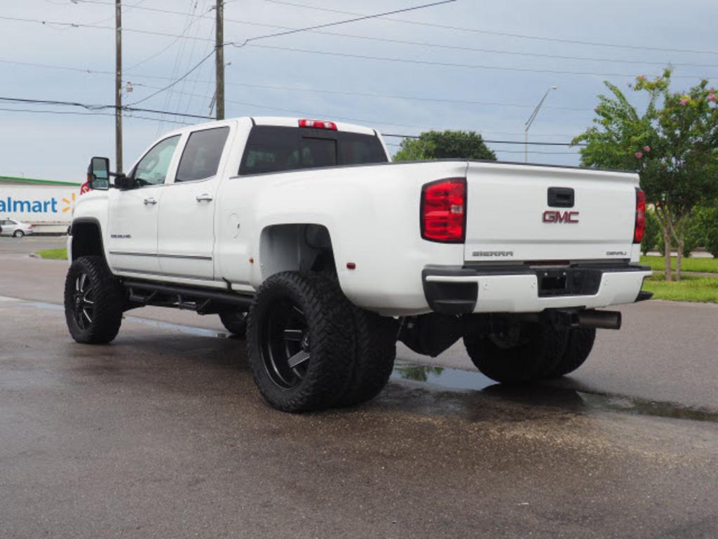 2017 GMC Sierra 3500HD