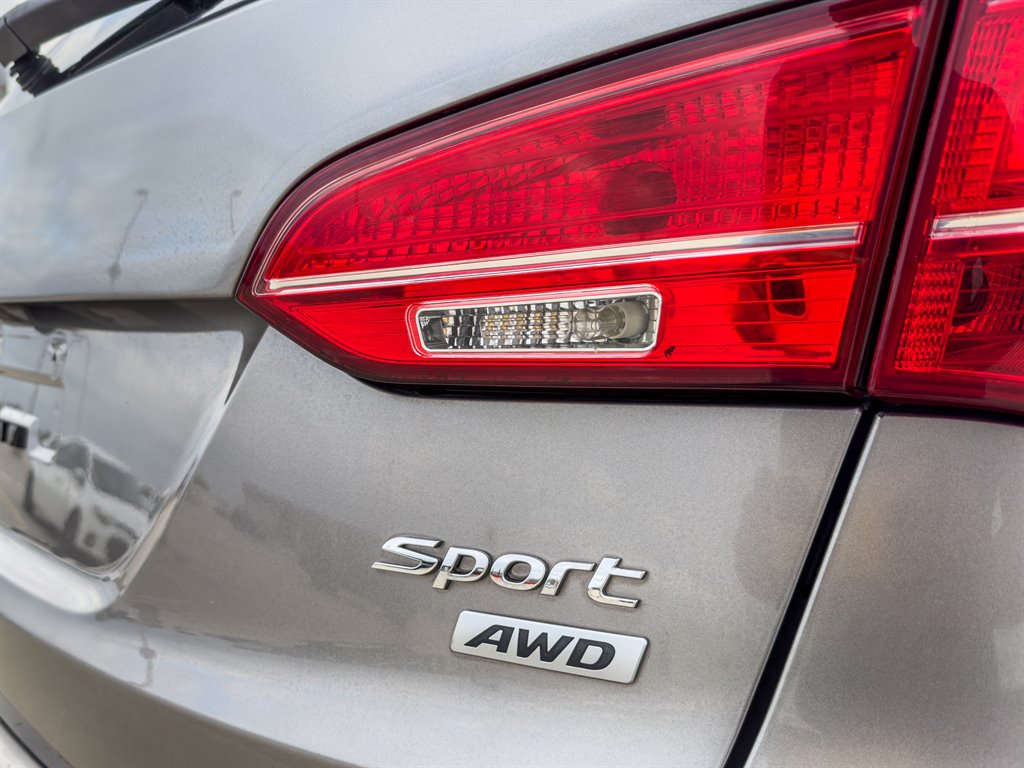 2015 Hyundai Santa Fe Sport Sport photo