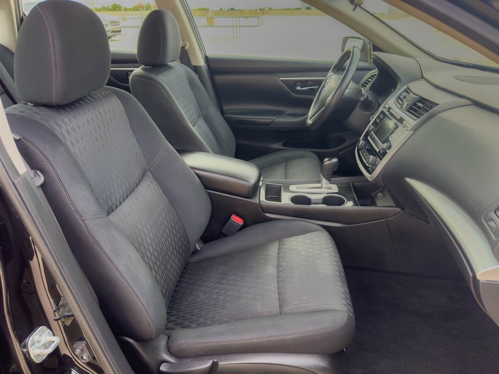 2018 Nissan Altima S photo
