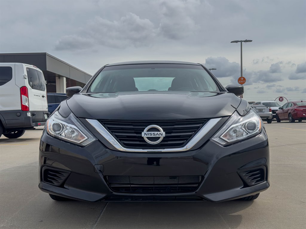 2018 Nissan Altima S photo