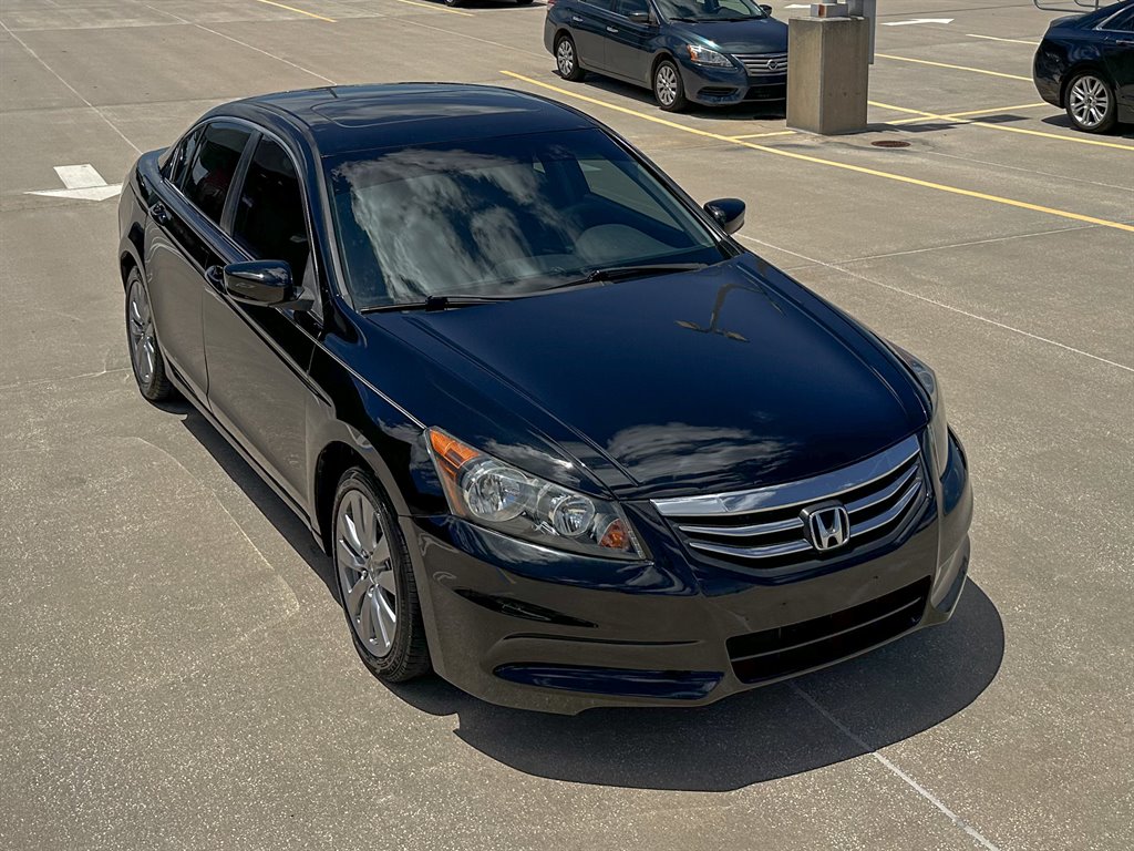 2012 Honda Accord - $7,000