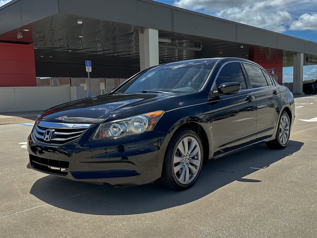 2012 Honda Accord - $7,000