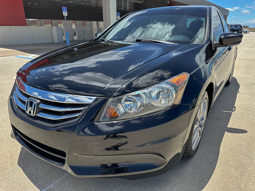 2012 Honda Accord - $7,000